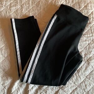 Adidas dry fit ankle leggings